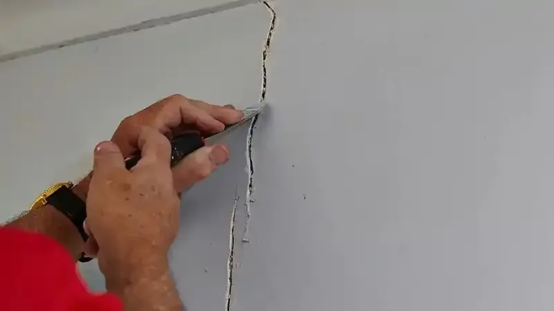 چسب مخصوص ترک دیوار